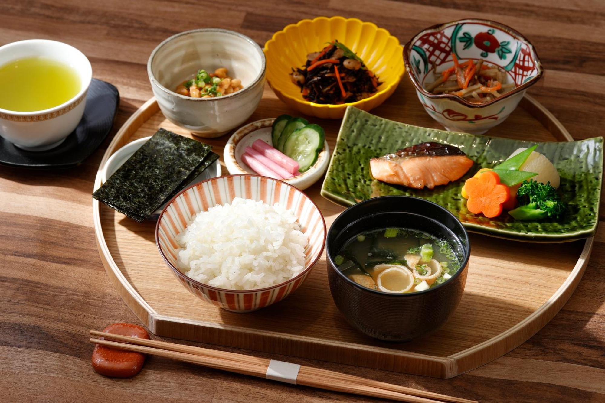 Ana Holiday Inn Tokyo Bay By Ihg Luaran gambar
